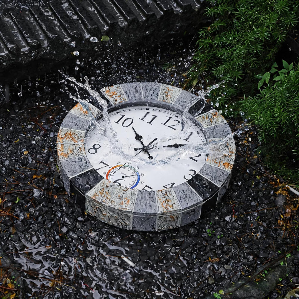 Fomaris close-up faux-stone border highlighting rustic texture and weatherproof aesthetic