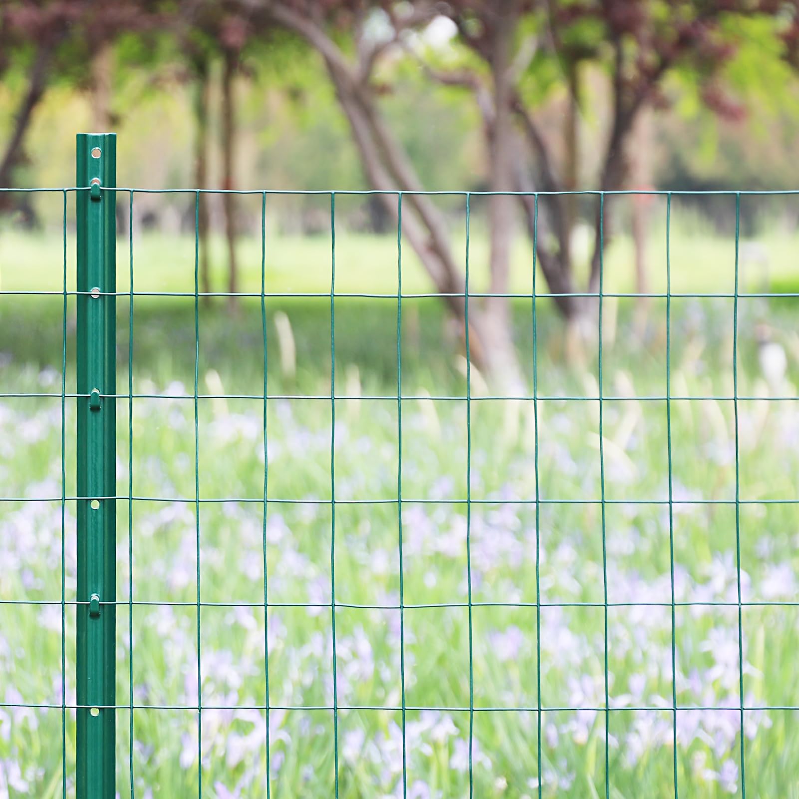 FOREHOGAR close-up of welded joint and 2x3 mesh demonstrating strength