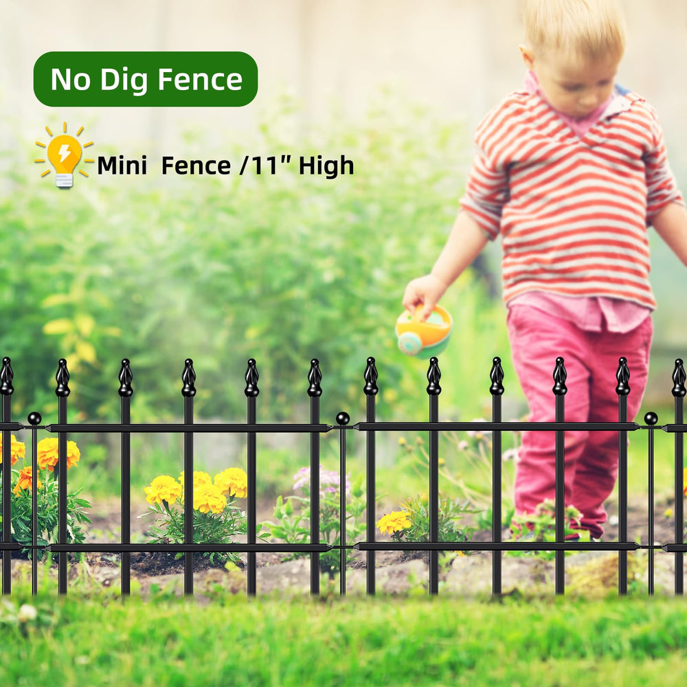 FOREHOGAR fence height shown next to foot for size perspective