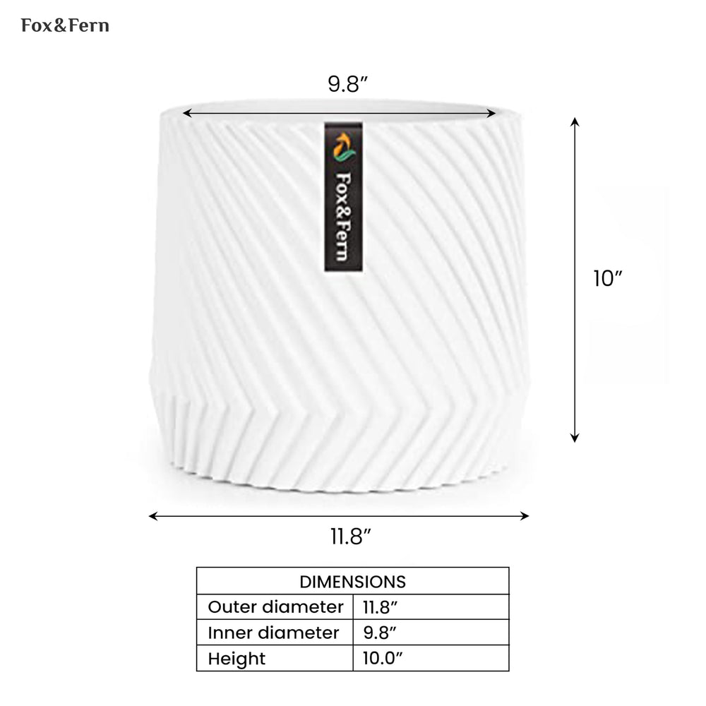 Fox & Fern planter drainage plug detail demonstrating easy indoor/outdoor control