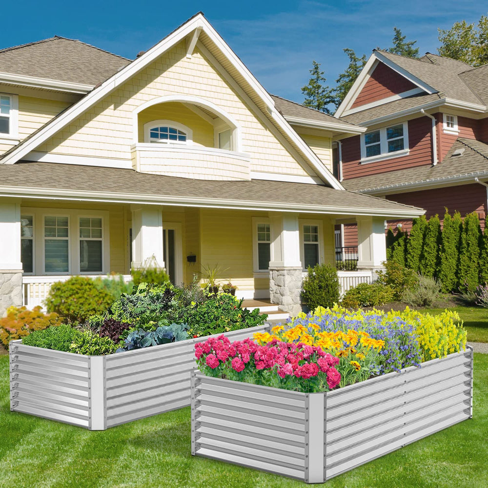 FRIZIONE bed anchored in soil with ground nails illustrating stable outdoor placement