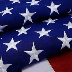 G128 front-facing 5x8 flag showing bold colors and clear stitching benefit of visibility