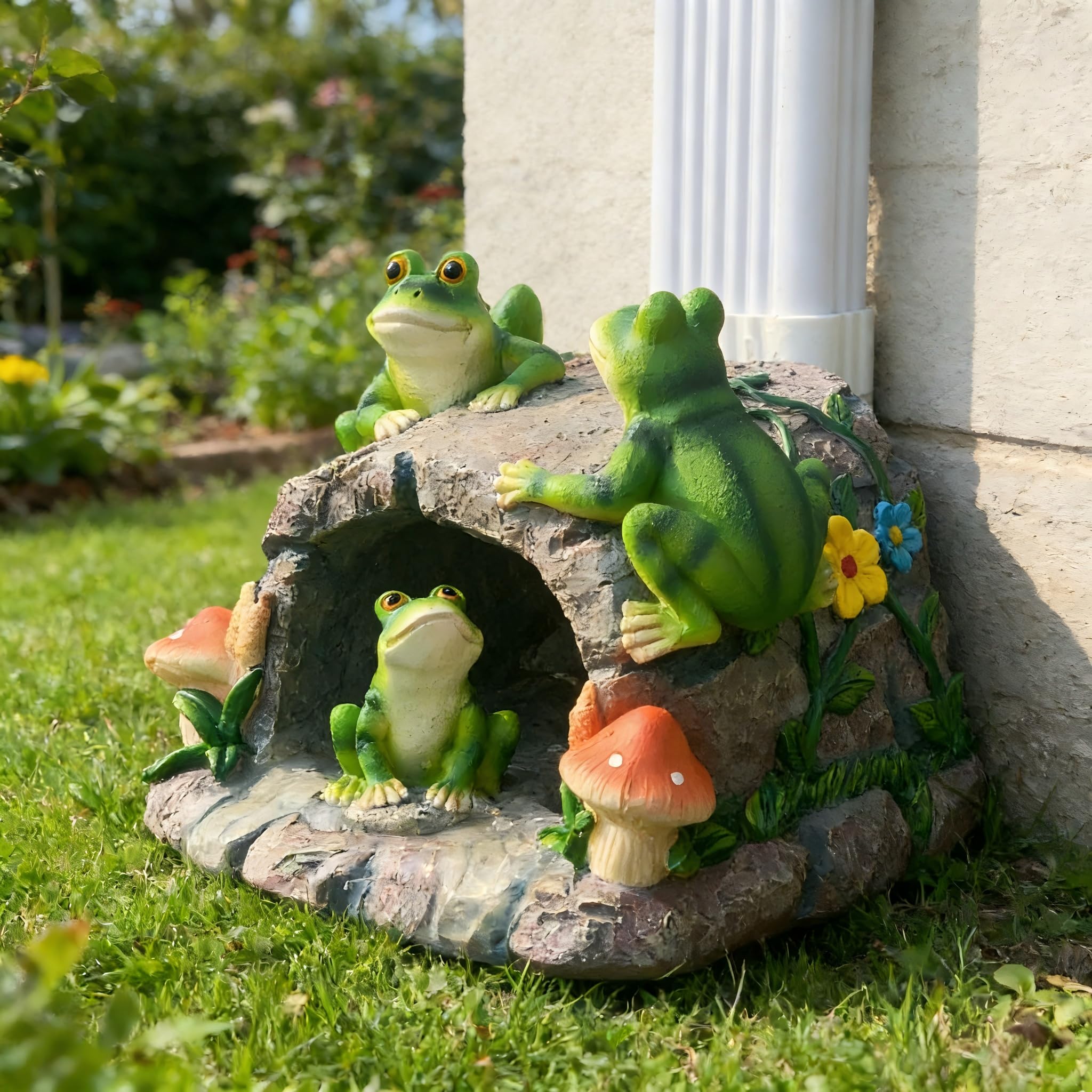 GARDEN WHISPER frog side profile demonstrating water flow direction benefit