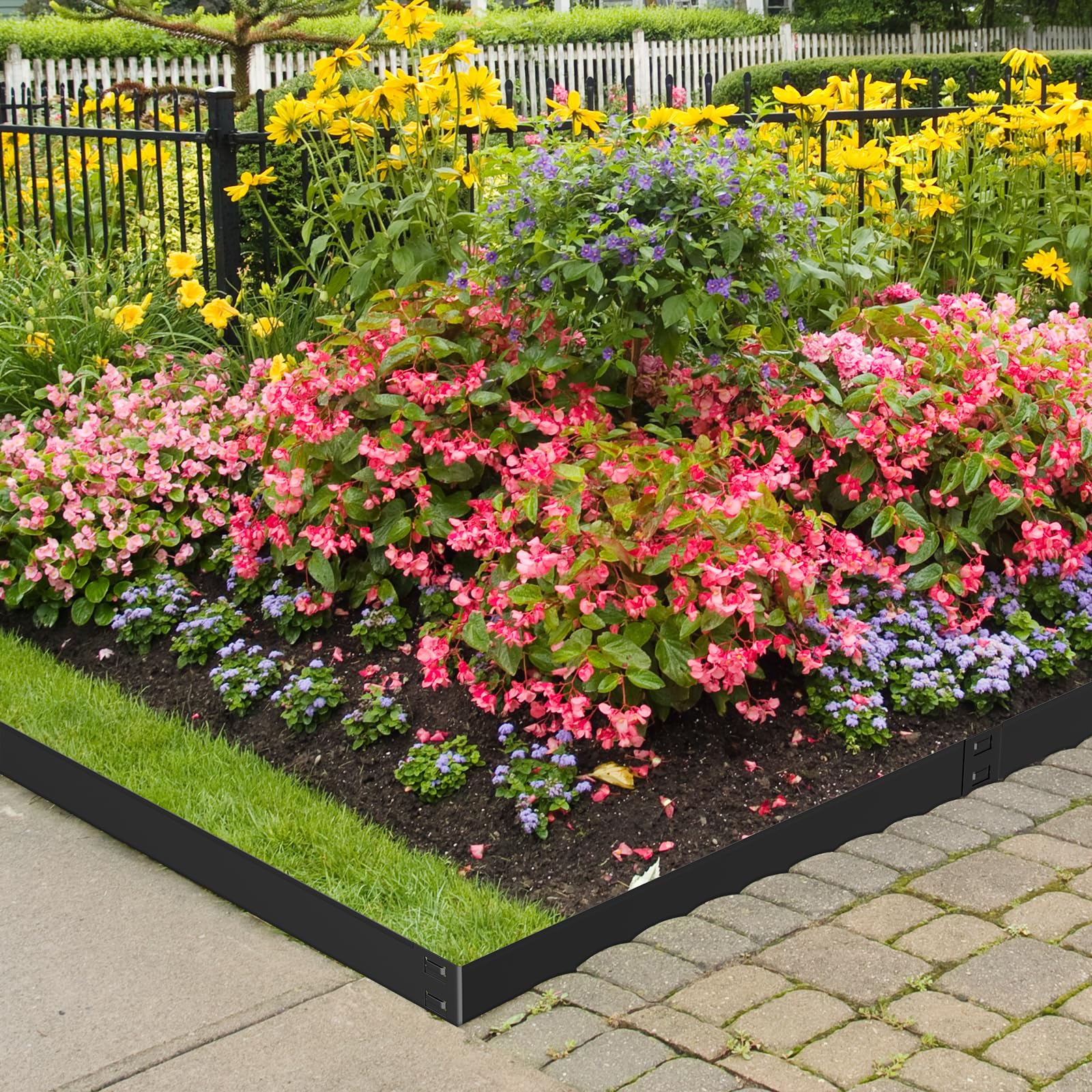 Gardenaire landscape edge bordering sidewalk for clean separation