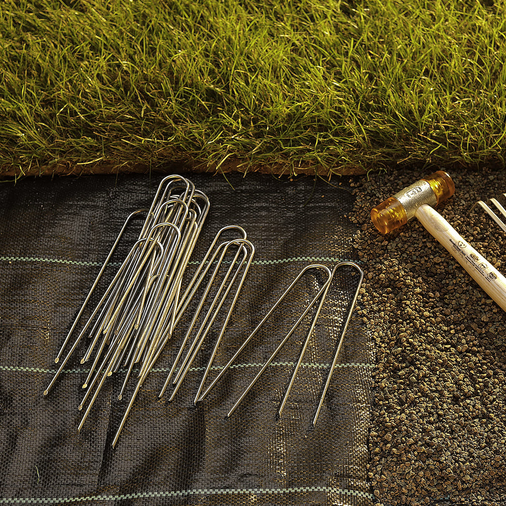 GardenMate bevelled end detail for easier soil penetration benefit