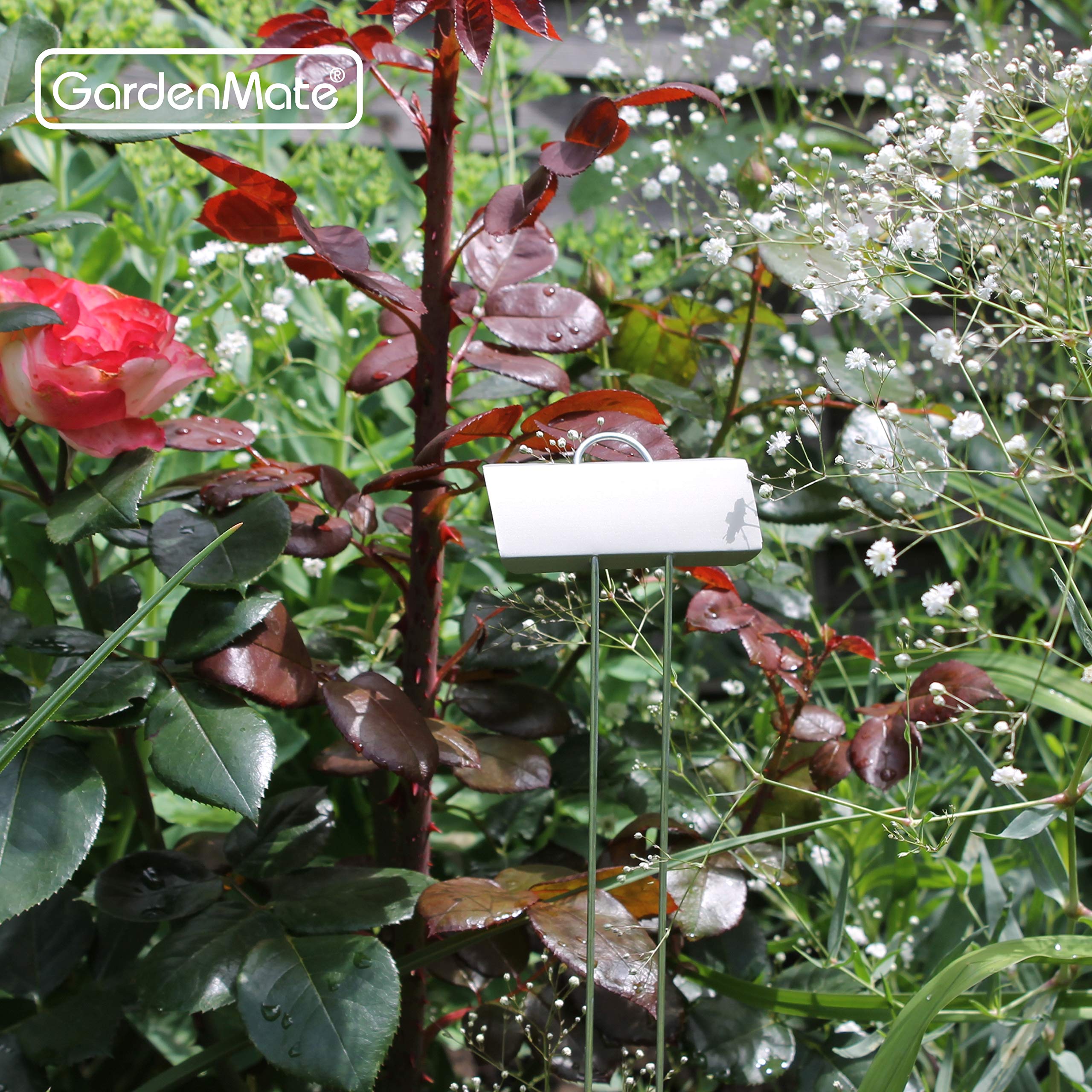 GardenMate galvanized steel shaft close detail highlighting rust resistance and strength