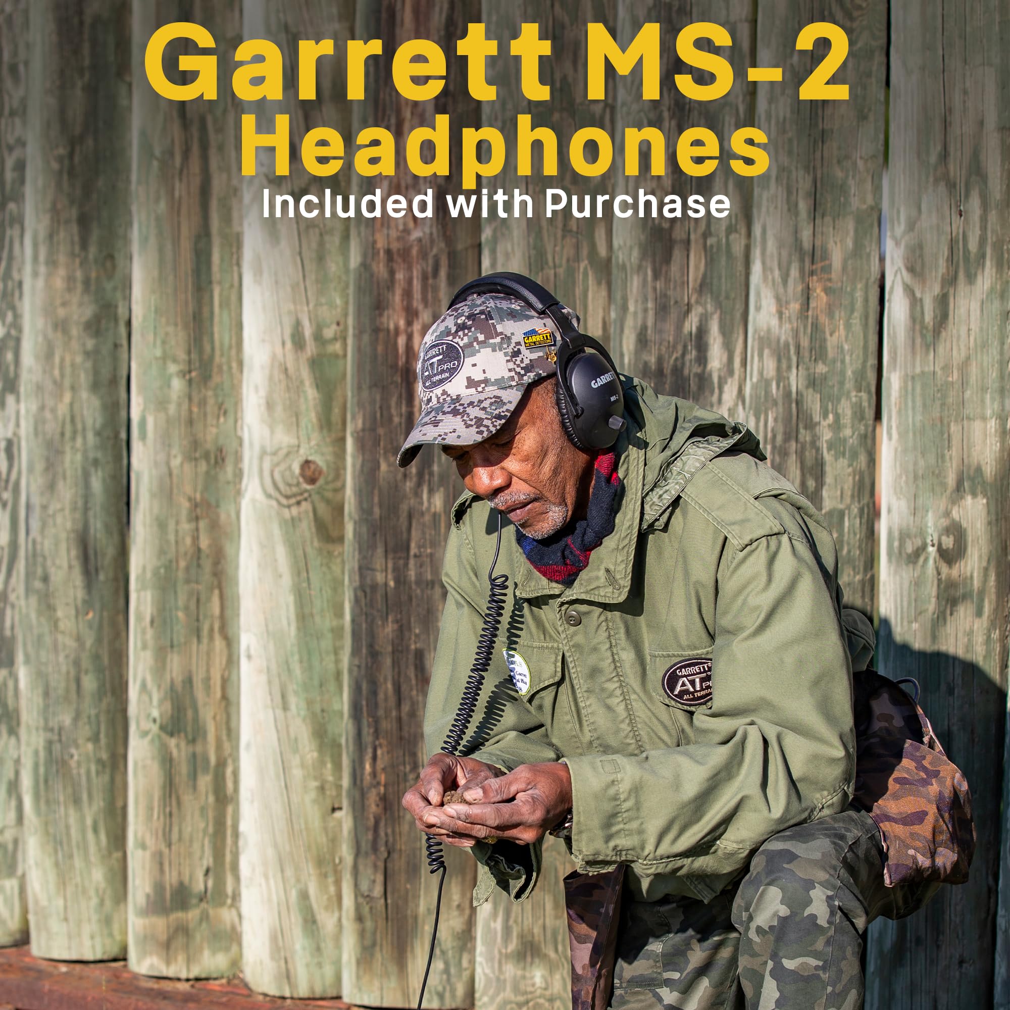 Garrett AT Pro side profile showing ergonomic shaft for comfortable extended hunts