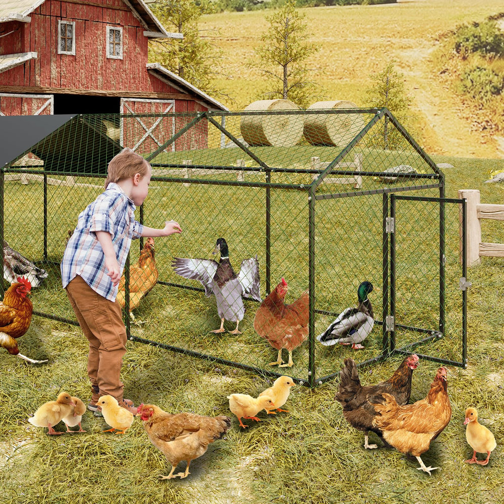 GarveeLife lockable door frame ensuring secure, predator-resistant access