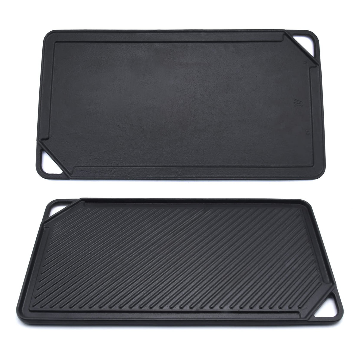 GasSaf front view griddle pan showing full rectangular cooking area and edges, highlights large capacity