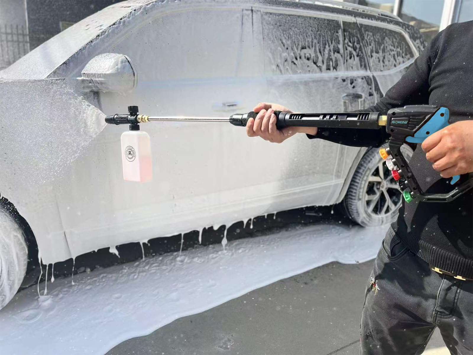 GDHXW extended wand reaching under vehicle to clean tight, hard-to-reach areas