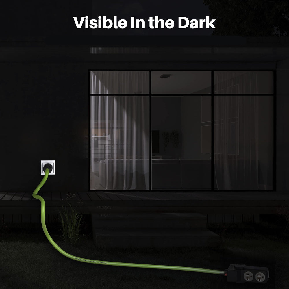 GEARit outdoor setup in rain showcasing weather-resistant cord performance