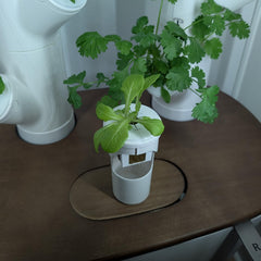 Generic grow cube close-up lattice showing open structure and improved oxygenation