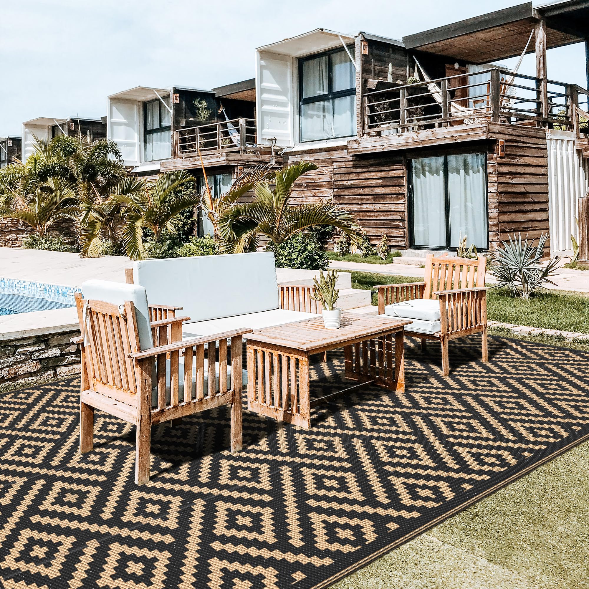 GENIMO outdoor rug on patio showing comfortable, weatherproof setup