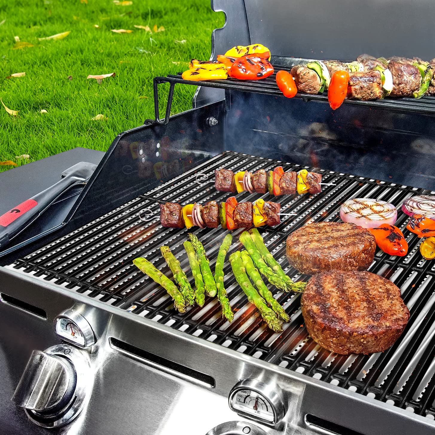 GGC in-use image under cast-iron grates improving sear and heat retention