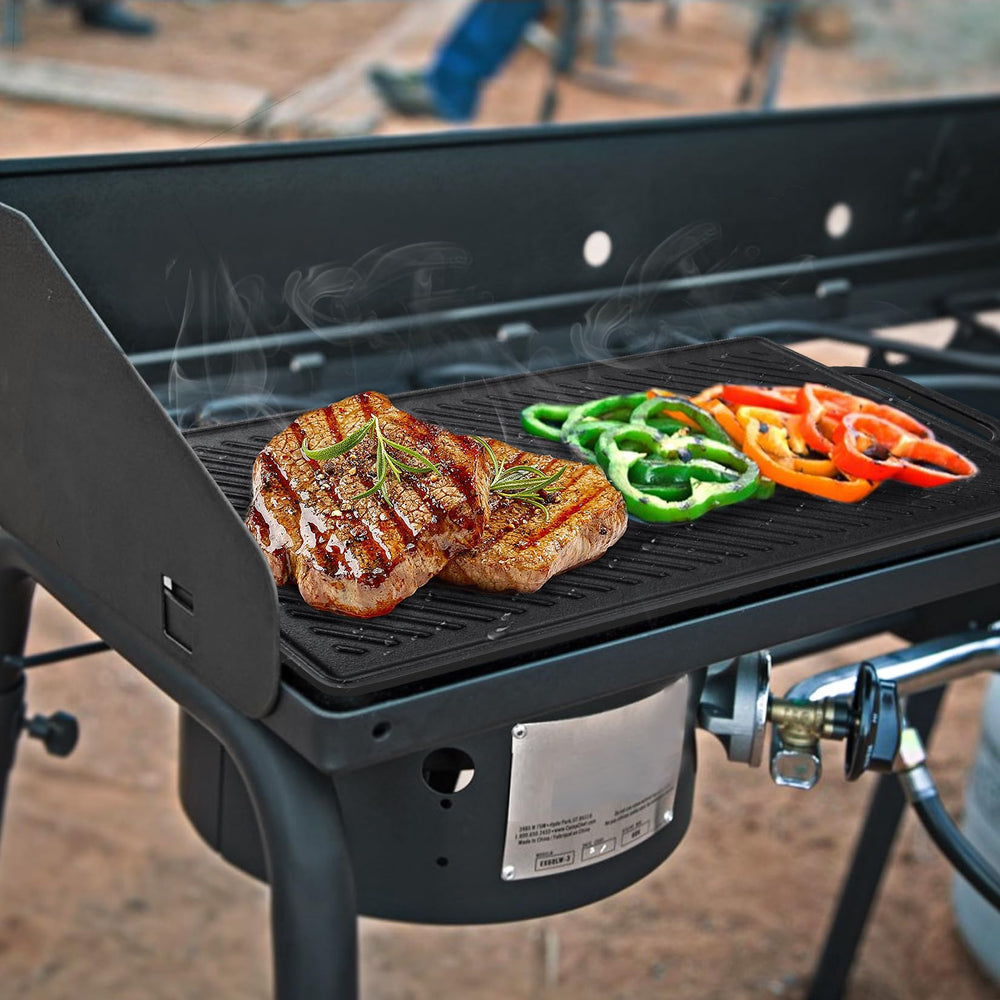 GGC griddle size comparison with utensils showing 17x9 cooking area for multi-portion benefit