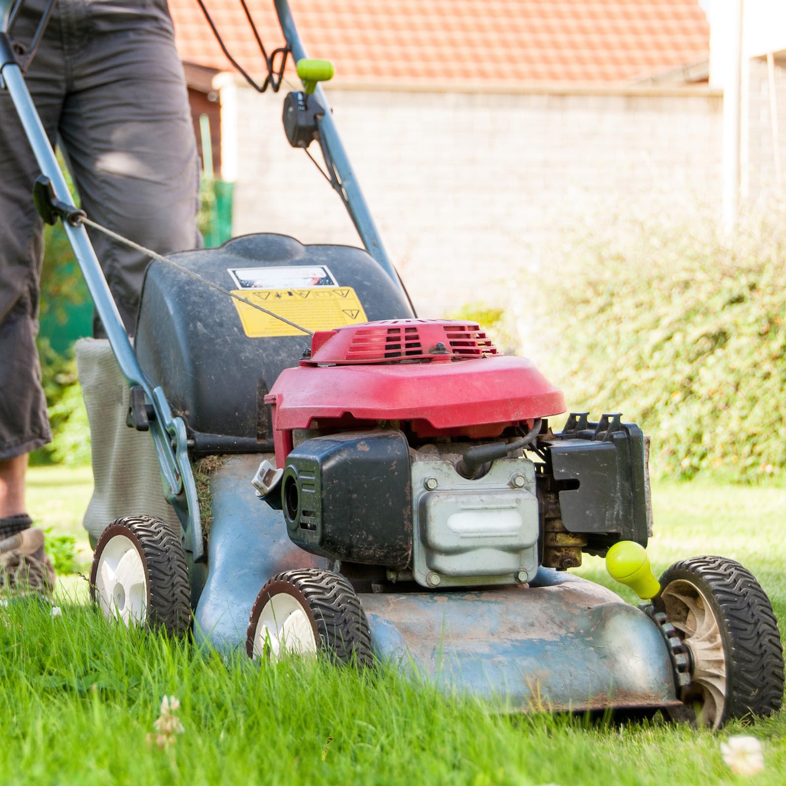 GICOOL rear wheel fitted to garden cart illustrating versatile DIY use