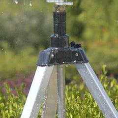 GILMOUR sprinkler head closeup with diffuser pin for gentle mist benefit
