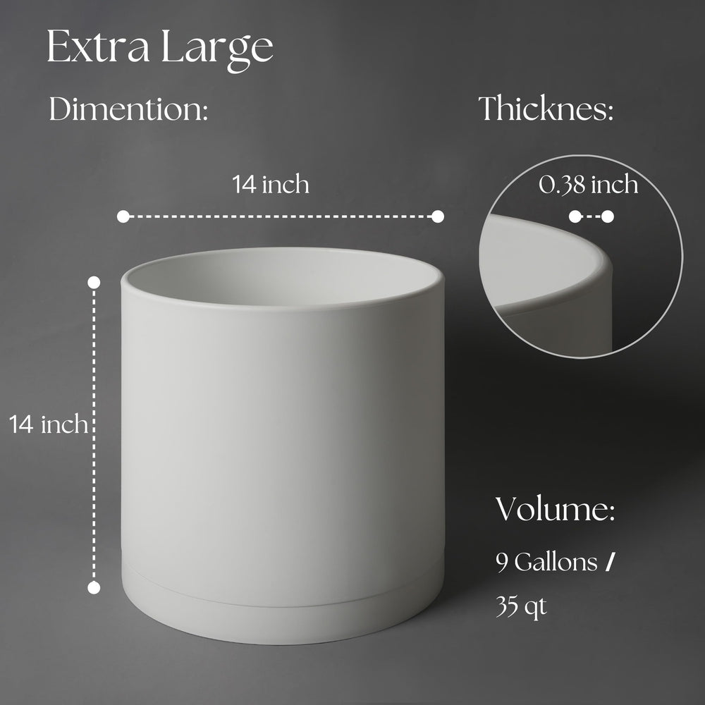 Giraffe Creation side profile highlighting smooth plastic texture and durable lightweight build