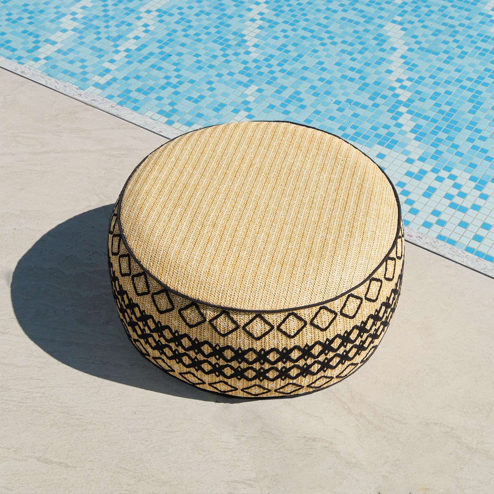 GLADTRAX pouf on patio demonstrating outdoor durability and style