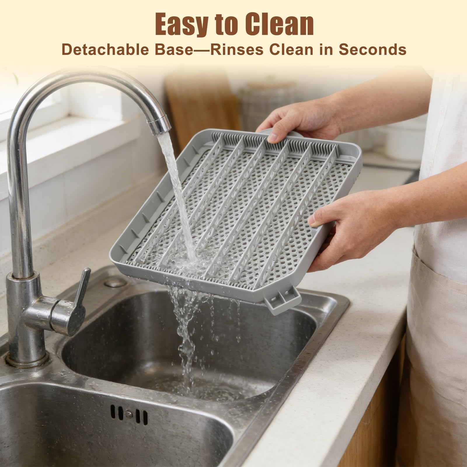 GleeGearNex removable trays lifted out for fast cleaning and low-maintenance benefit