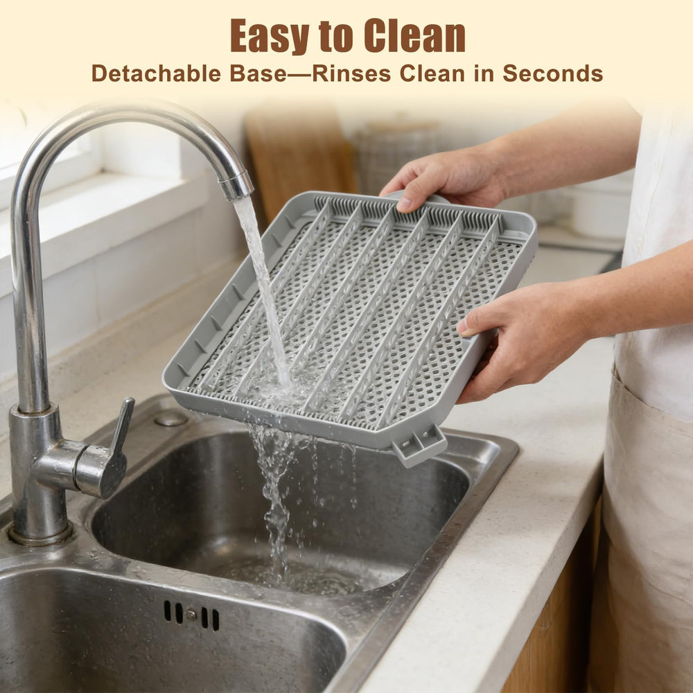 GleeGearNex removable trays lifted out for fast cleaning and low-maintenance benefit