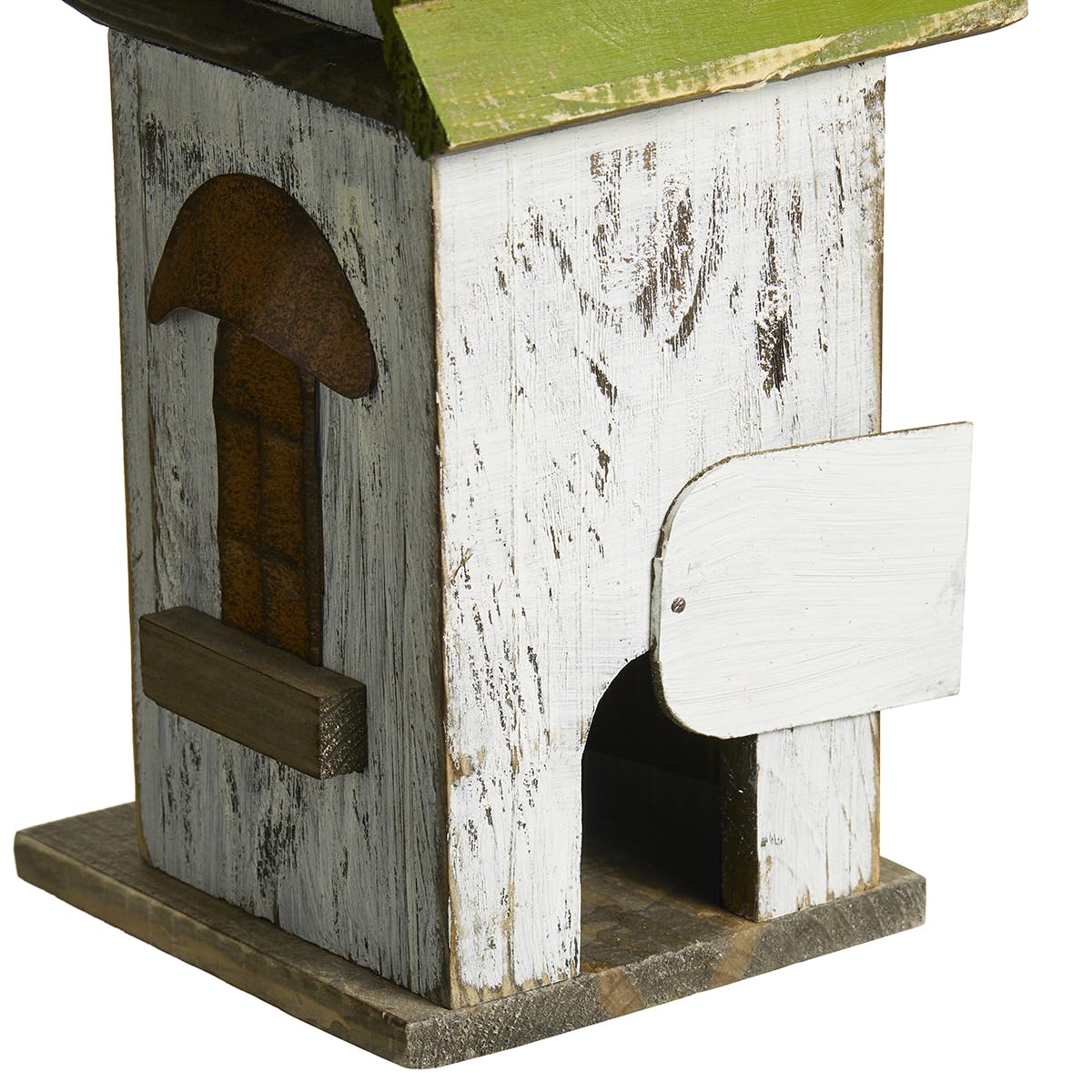 Glitzhome hanging on tree branch attracting cavity-nesting birds