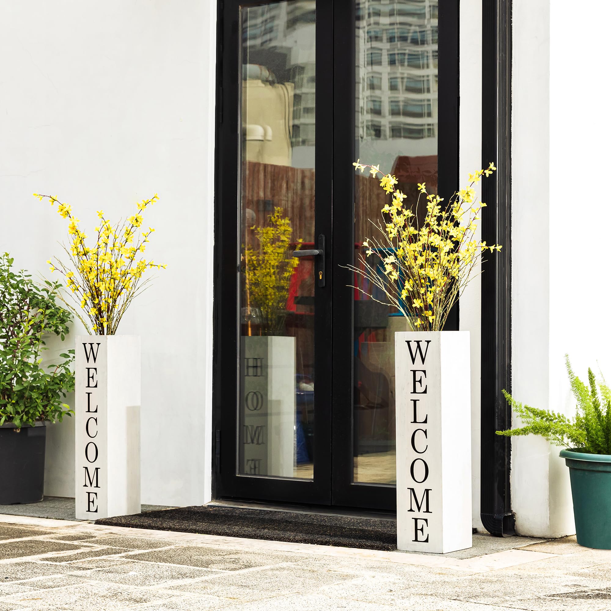 Glitzhome in foyer styled with mat for indoor welcoming decor