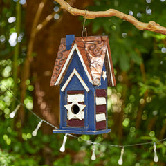 Glitzhome front view showing patriotic star and distressed finish for decorative appeal