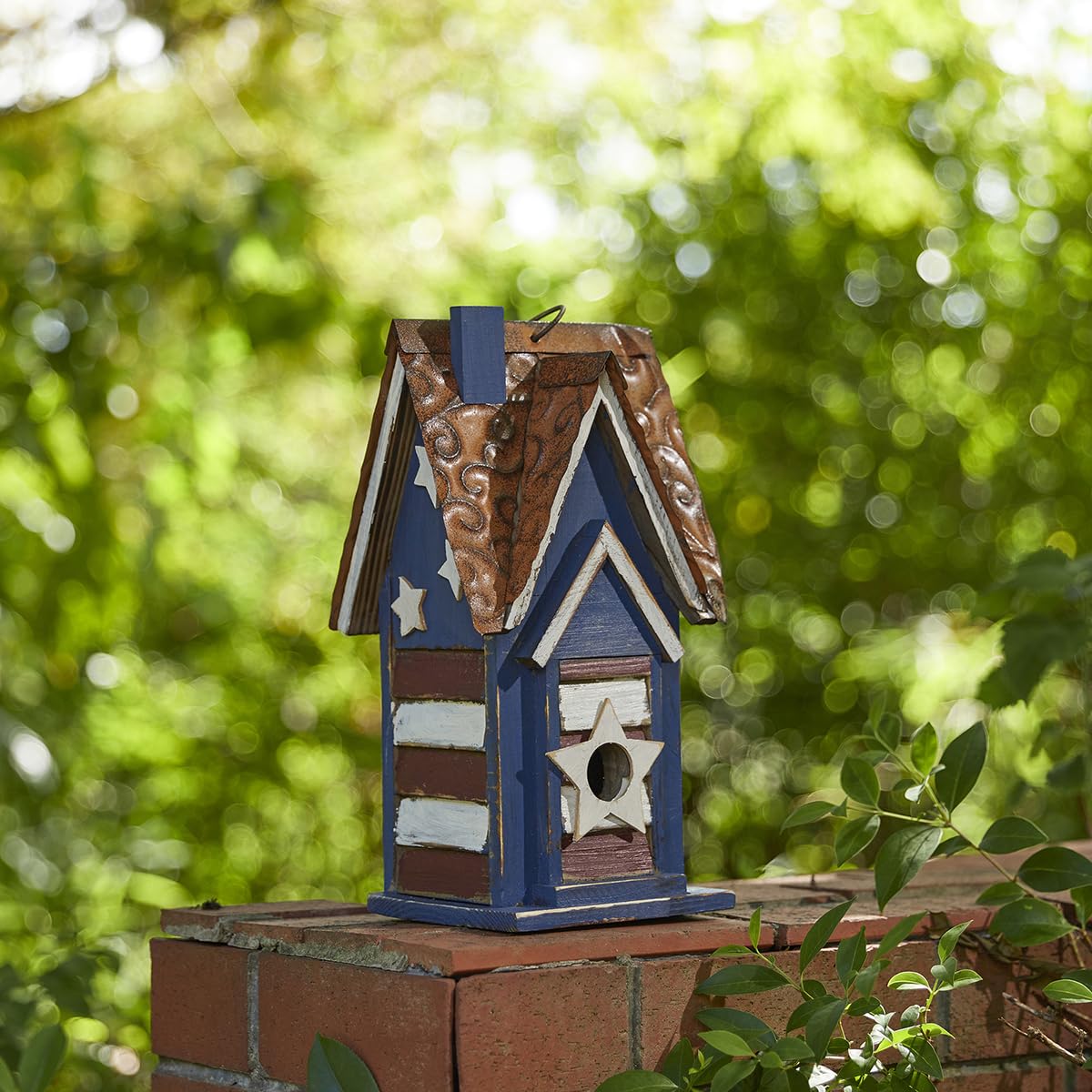 Glitzhome side profile showing compact silhouette that saves garden space