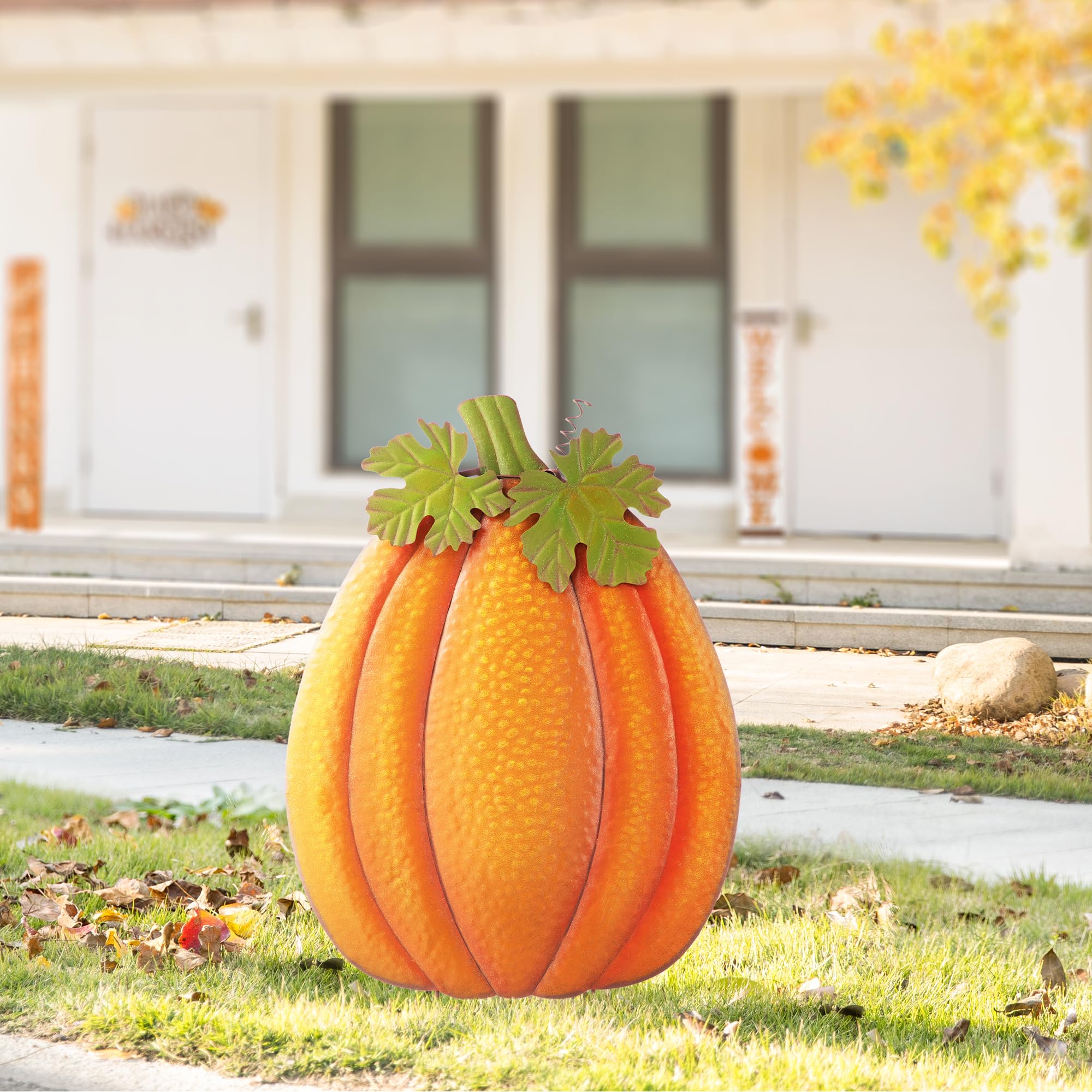 Glitzhome pumpkin front view shows bright orange color and welcome appeal