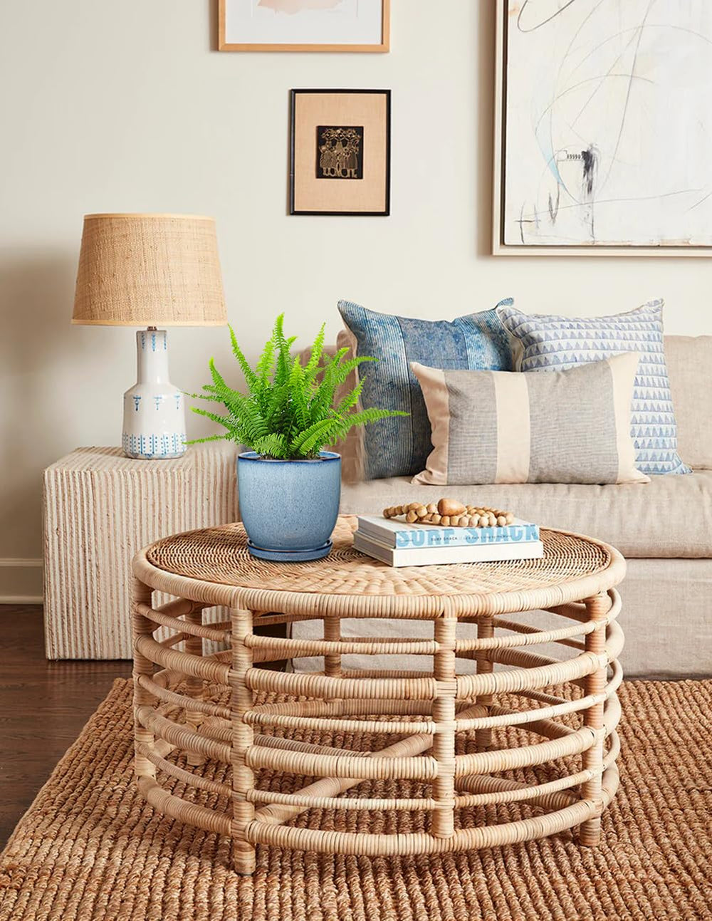 GnFlus 6-inch pot with snake plant in situ showing healthy display and space-saving