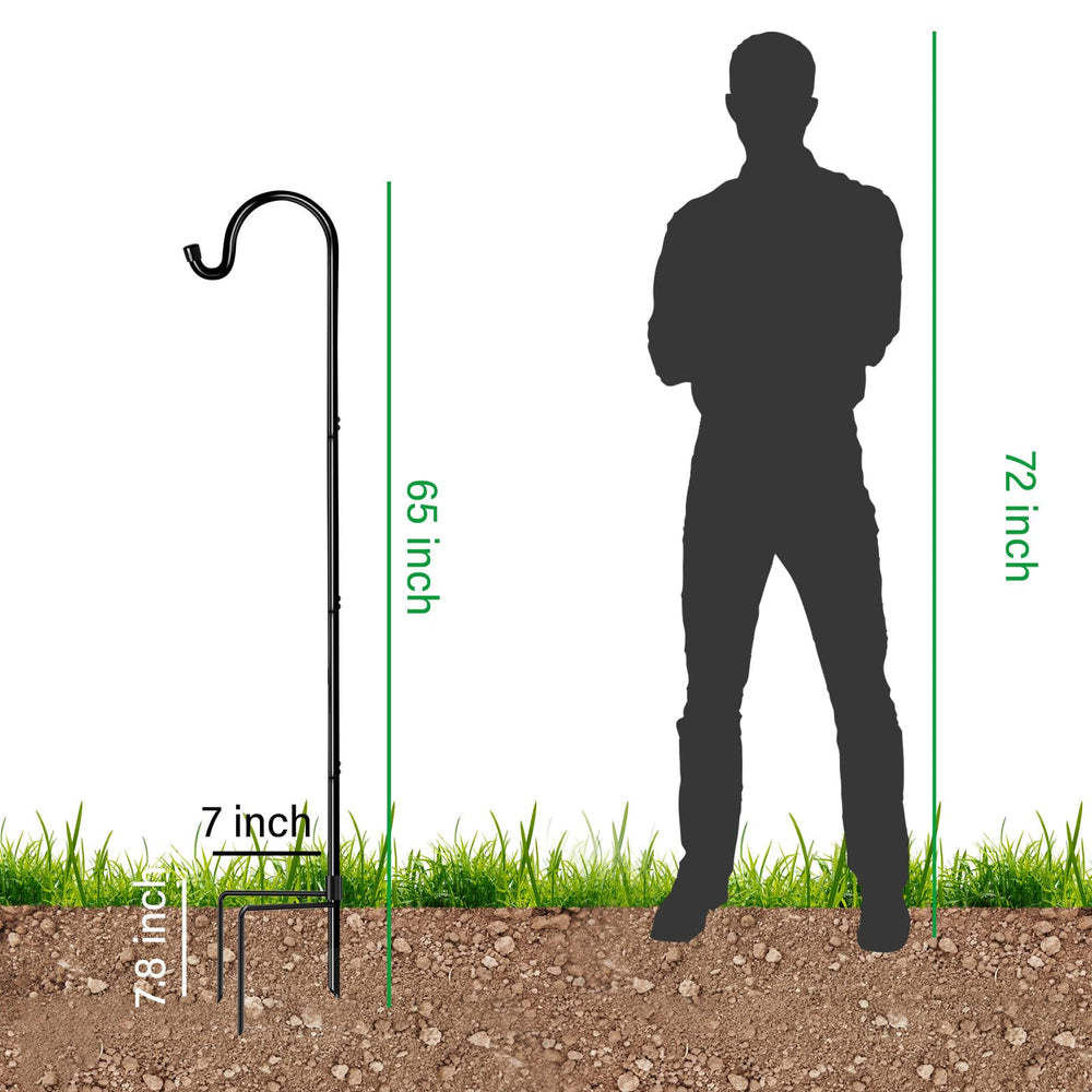 GOFORWILD hook with solar lantern illustrating evening lighting and hands-free ambiance