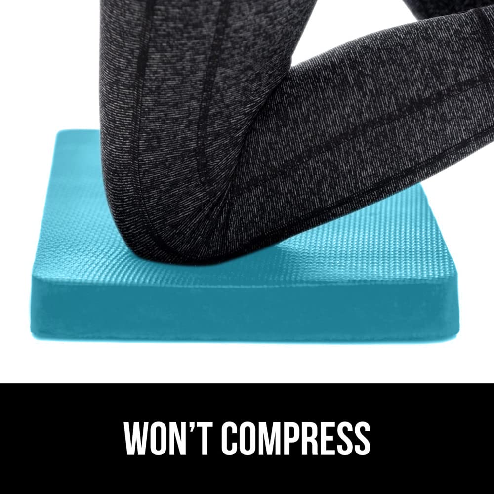 GORILLA GRIP pad used during baby bath to cushion caregiver knees