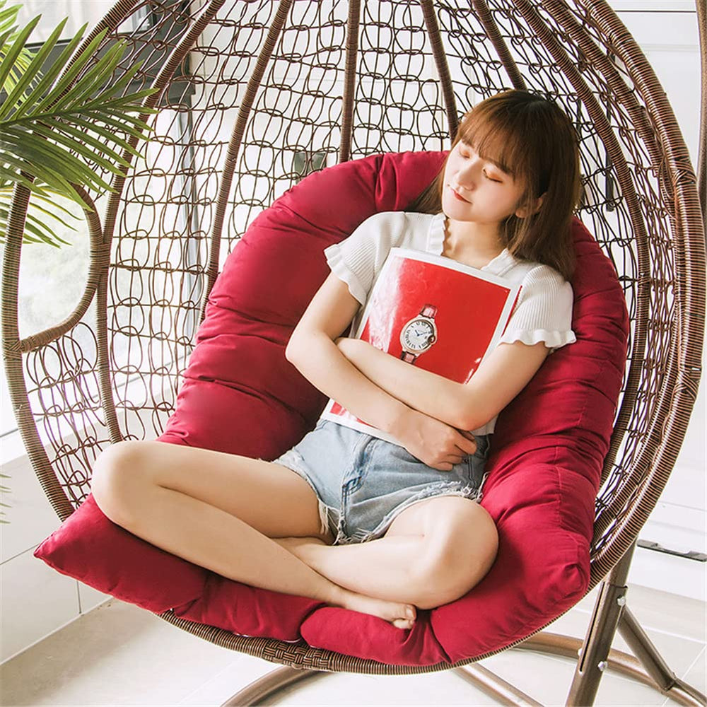 GPPSUNGD cushion size comparison on chair frame showing proper fit and scale