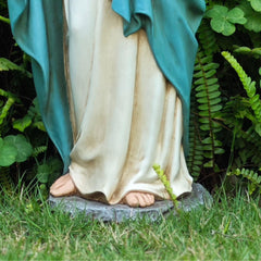 Grace4Joy resin texture detail showing durable weather-resistant finish for longevity