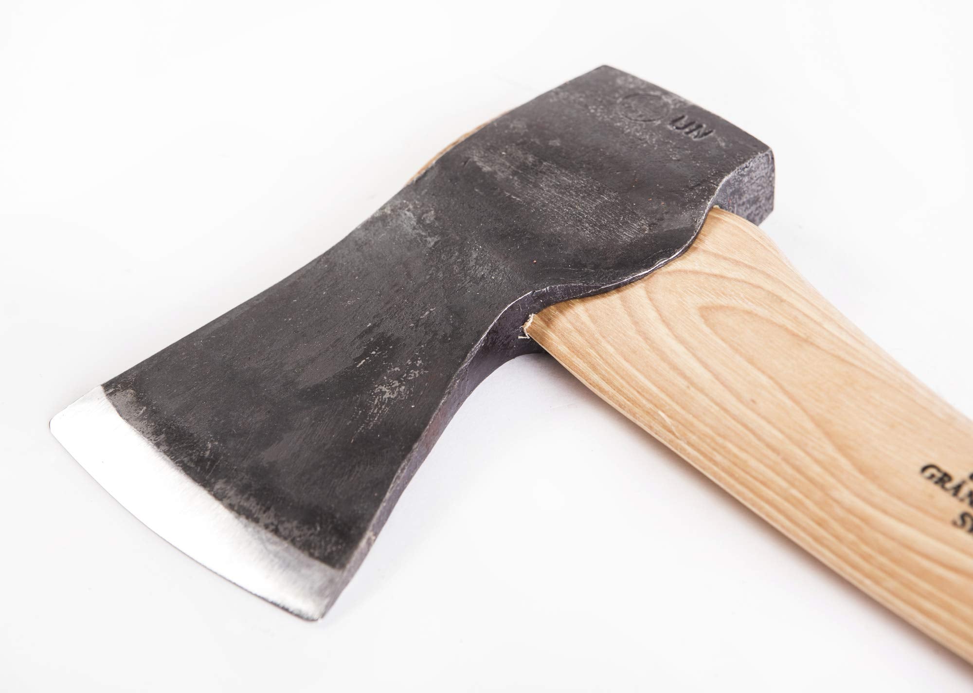 Gränsfors Bruks axe in use felling a pine tree for effective performance
