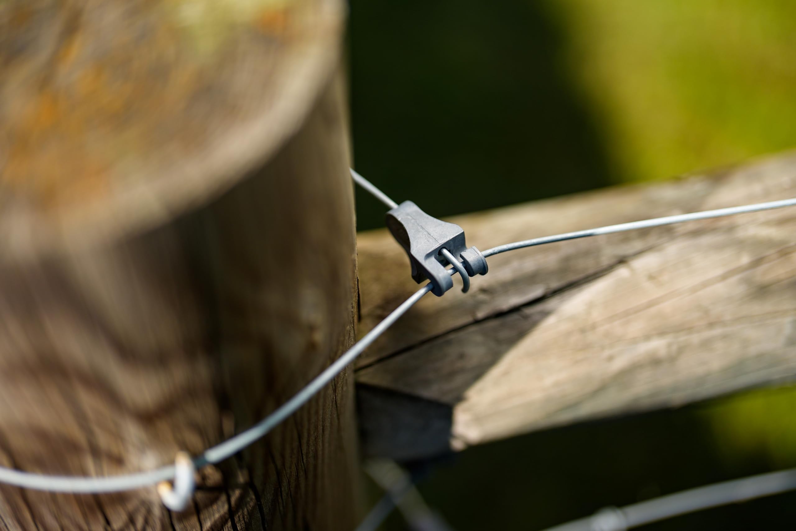 GRIPPLE T-Clip being fitted while pulling fence wire demonstrating fast installation