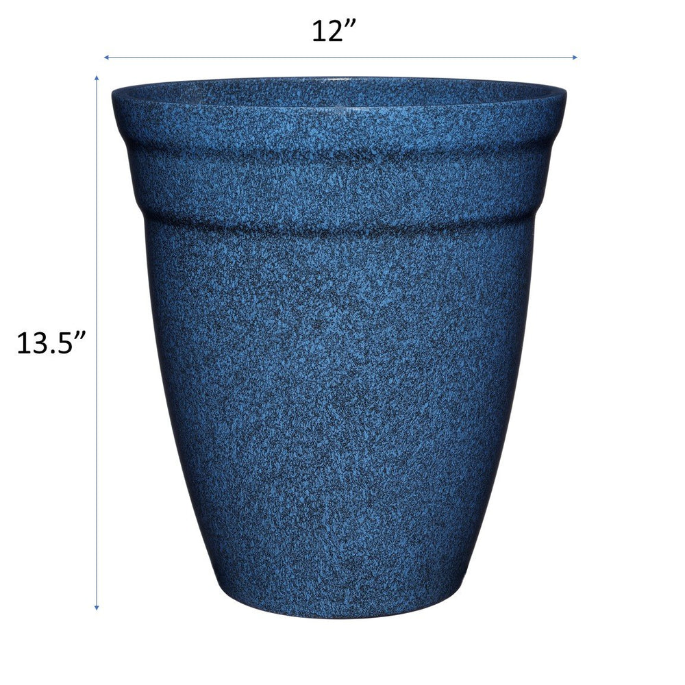 GROWSCAPE Allaire size comparison with hand illustrating lightweight portability