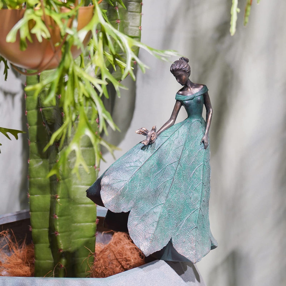 Guichifun gift presentation-ready statue demonstrating thoughtful gifting