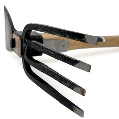 HACHIEMON close-up of sharp forged blade demonstrating precise cutting
