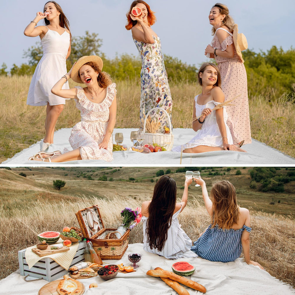 Hahafelt blanket in use at the beach with family highlighting group comfort benefit