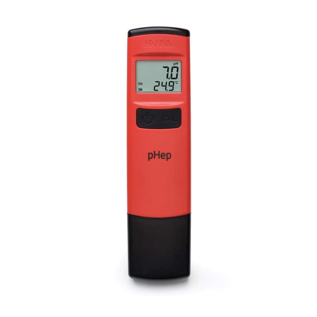 WLR Industries Hanna HI98107 front display showing pH and temperature for quick readings