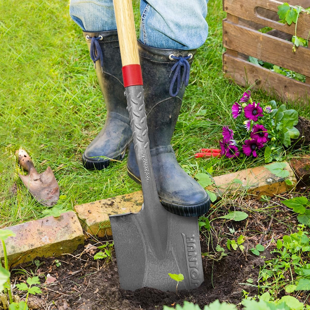 HANTOP gardener using spade demonstrating ergonomic reach and precision