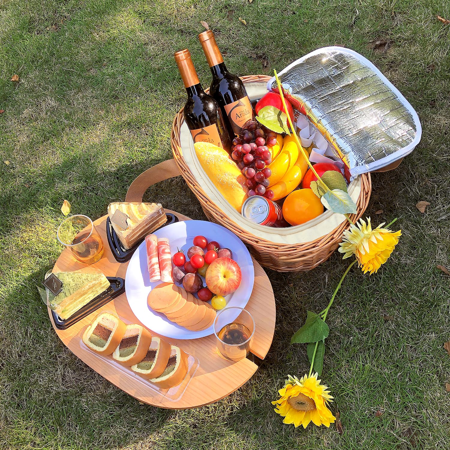 Hap Tim open basket with all kit pieces neatly arranged for easy packing benefit