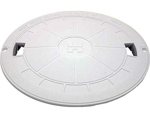 Hayward cover installed on skimmer showing secure protection