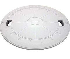 Hayward cover installed on skimmer showing secure protection