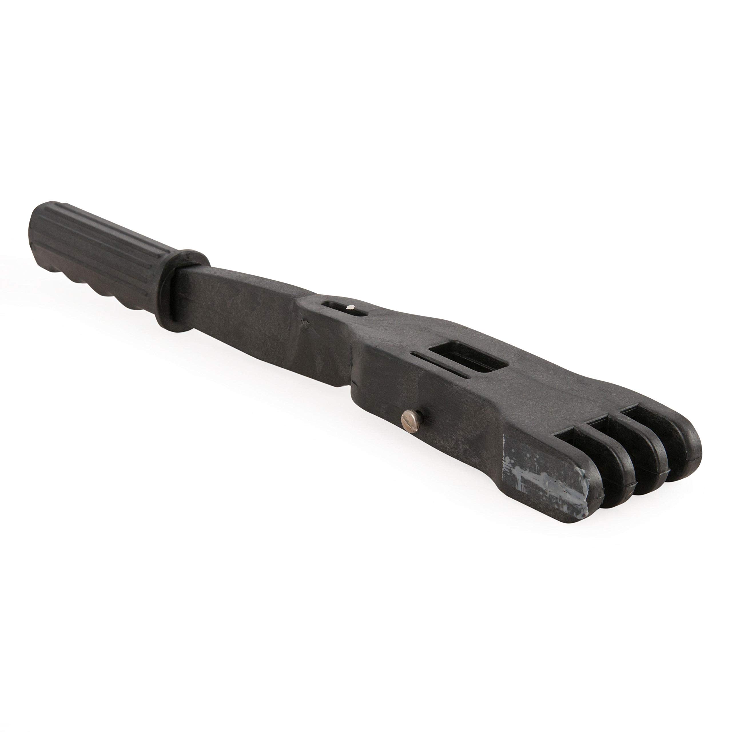 Side profile of Hayward ECX1040 shaft showing alignment for secure engagement and reliable action