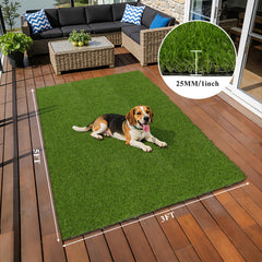 HEBE RUGS close-up of synthetic grass fibers highlighting lifelike texture and durability