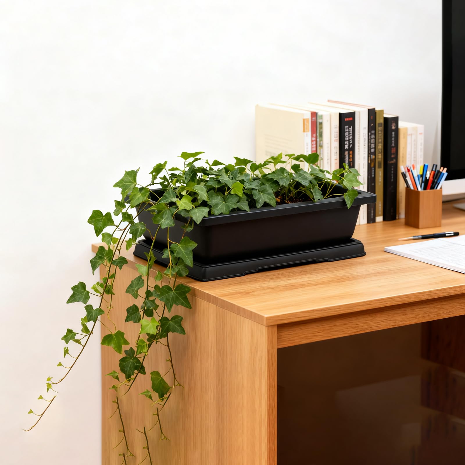 HEIHAK balcony display with pots used as practical decorative planters