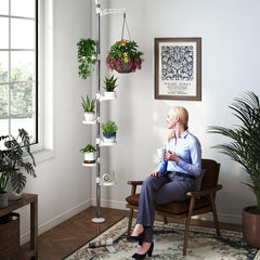 Hershii top hook close-up showing sturdy hanger and added hanging-plant storage benefit